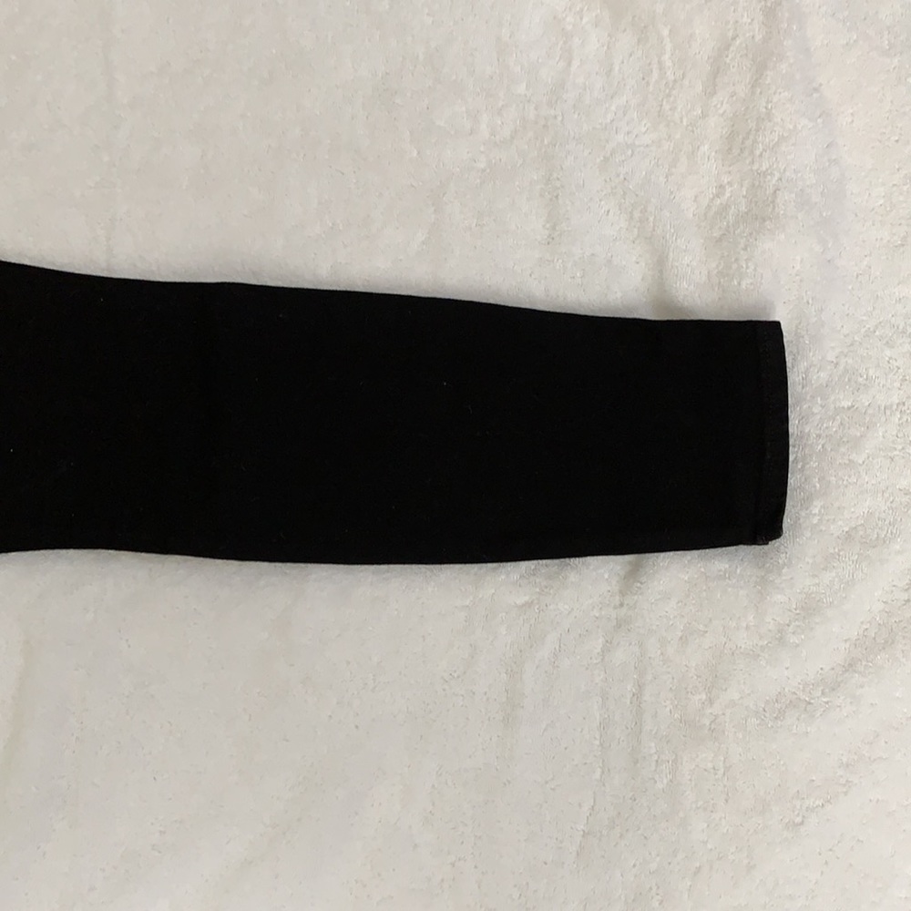 Gap black skinny jeans with stretch. - Picture 9 of 10